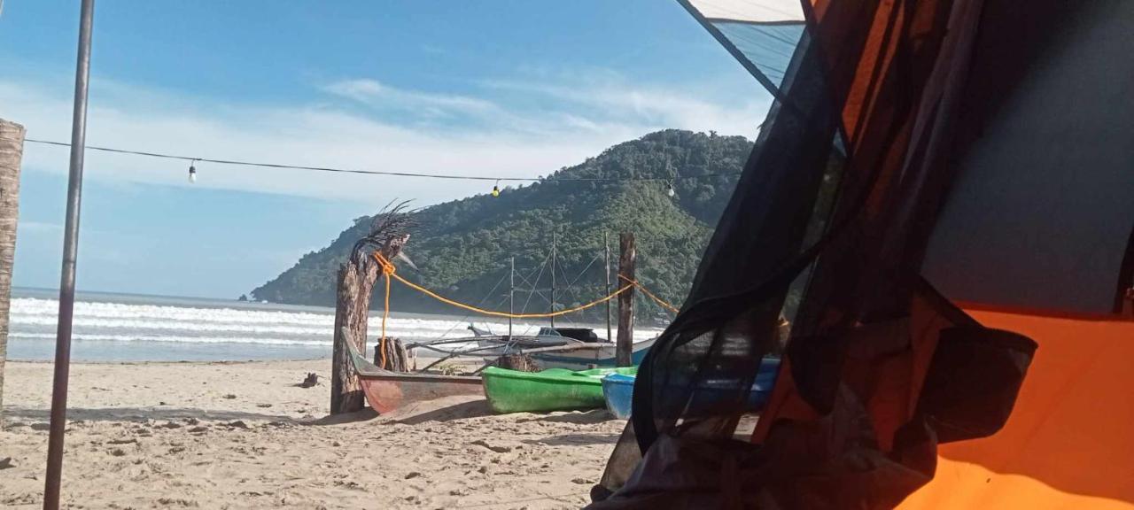 Bucana Kamp Payapa Beachfront 爱妮岛 外观 照片