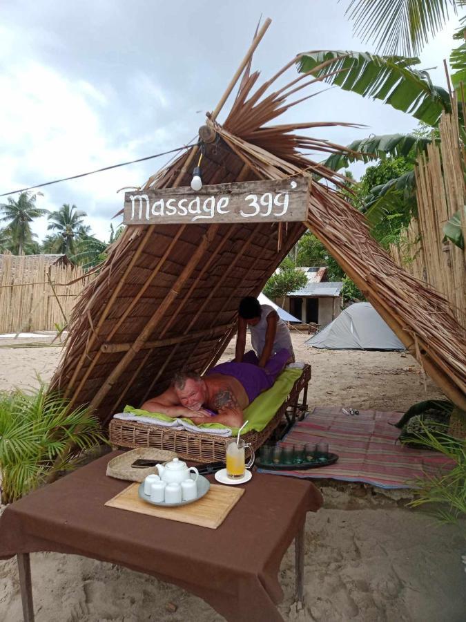 Bucana Kamp Payapa Beachfront 爱妮岛 外观 照片