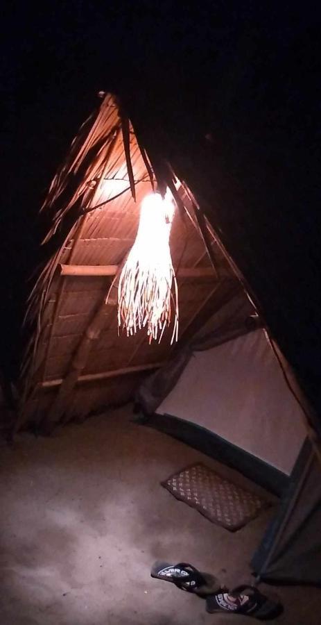 Bucana Kamp Payapa Beachfront 爱妮岛 外观 照片