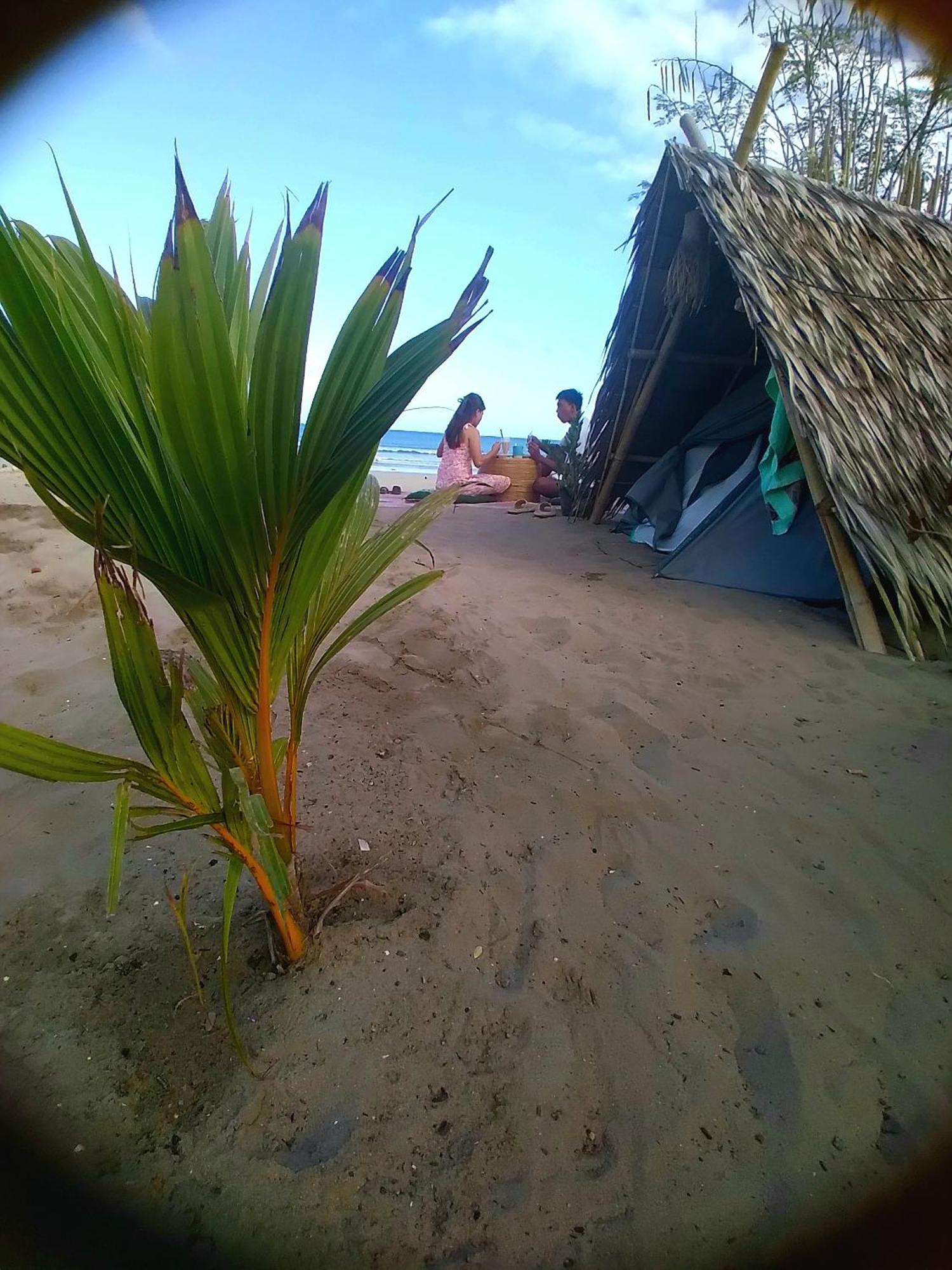 Bucana Kamp Payapa Beachfront 爱妮岛 外观 照片