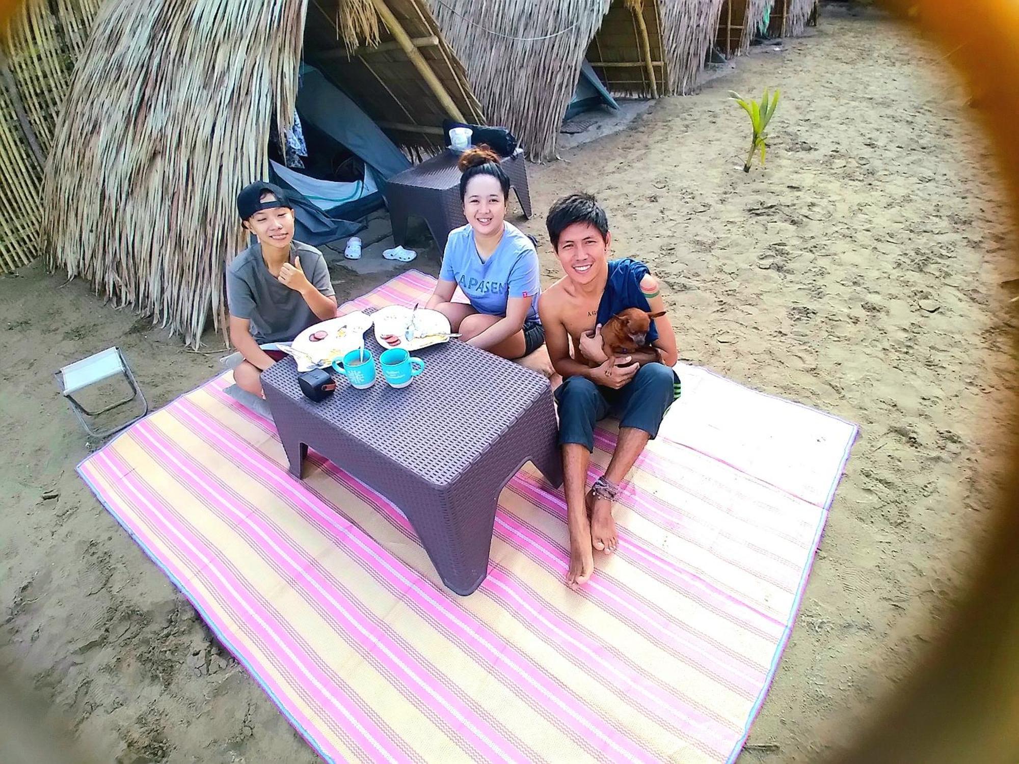 Bucana Kamp Payapa Beachfront 爱妮岛 外观 照片