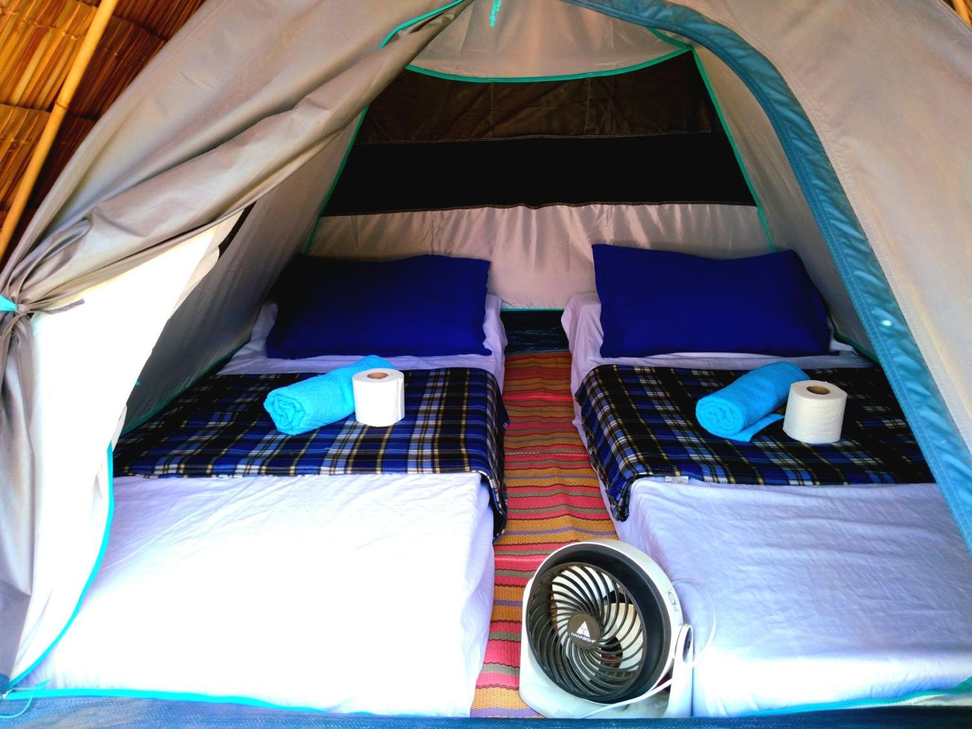 Bucana Kamp Payapa Beachfront 爱妮岛 外观 照片